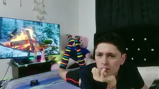 Tyler cat online show from October 7, 6:43 am