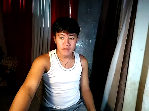 Snapshot of ur_fucking_rolly chatting on October 10, 1:26 am ur fucking rolly online show from October 10, 1:26 am