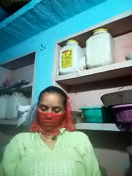 Snapshot of Cuty_kanchna chatting on October 6, 3:53 pm Cuty kanchna online show from October 6, 3:53 pm