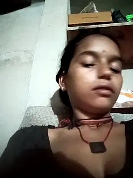 Snapshot of Cuty_kanchna chatting on November 6, 12:22 am Cuty kanchna online show from November 6, 12:22 am