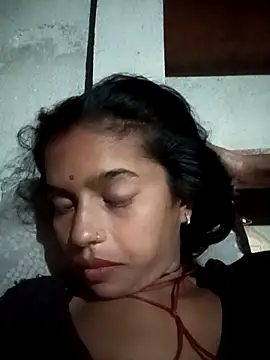 Snapshot of Cuty_kanchna chatting on November 21, 3:33 pm Cuty kanchna online show from November 21, 3:33 pm