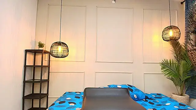 Snapshot of Nikki_Vesper chatting on October 30, 12:06 pm Nikki Vesper online show from October 30, 12:06 pm