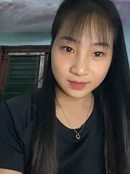 banlinh004 online show from October 5, 2:37 pm