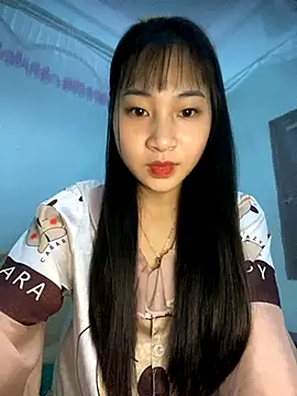 banlinh004 online show from November 5, 11:05 pm