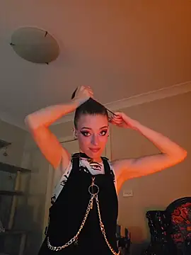 Snapshot of lonely_Cosplay_chick chatting on October 30, 3:24 pm lonely Cosplay chick online show from October 30, 3:24 pm