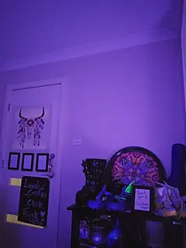 Snapshot of lonely_Cosplay_chick chatting on November 24, 2:50 pm lonely Cosplay chick online show from November 24, 2:50 pm