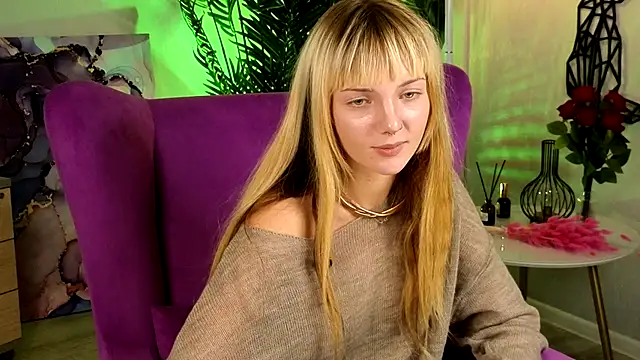 CelestaDicorcia online show from October 4, 9:40 am