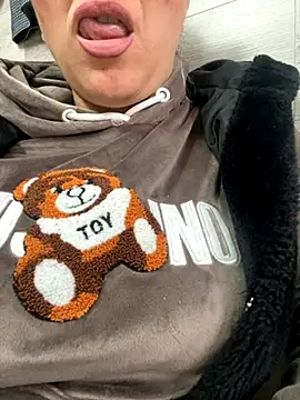 Daiana Andra online show from October 14, 2:51 pm