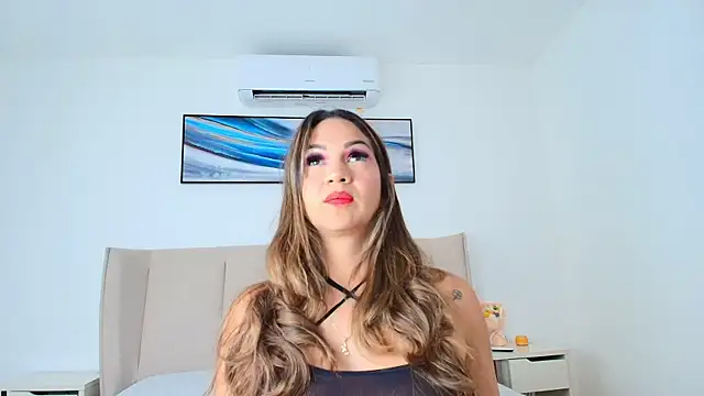 Snapshot of Shanell_Rousex chatting on November 24, 3:34 pm Shanell Rousex online show from November 24, 3:34 pm