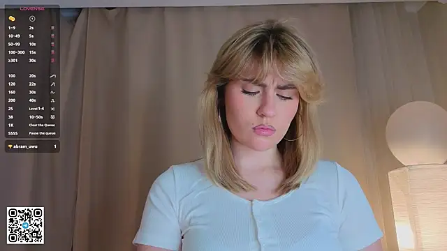 EuniceRaymundo online show from November 18, 6:12 pm