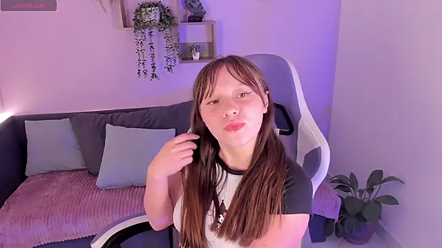 AliciaMoonx online show from October 6, 11:51 am