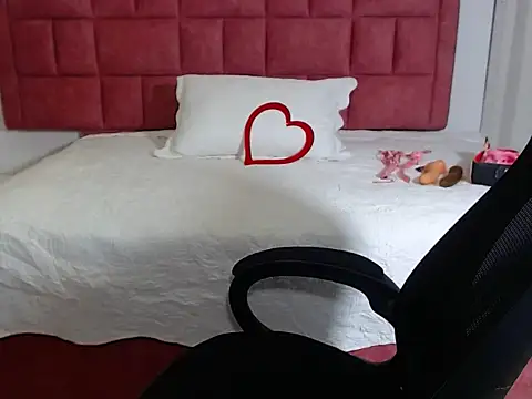 sweetsubmisaxox online show from October 20, 2:28 pm