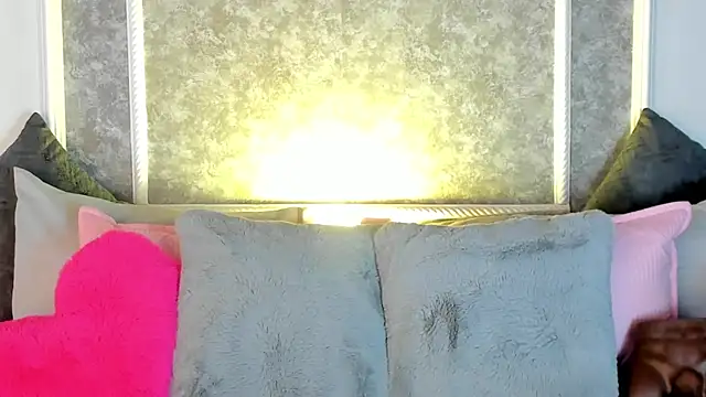  victoriaa  lois online show from November 22, 10:09 pm