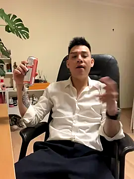 latava online show from November 10, 4:28 pm