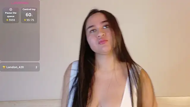 Mia belmontt online show from October 6, 7:33 pm