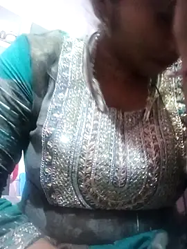 Priyanka hot54 online show from October 22, 5:13 pm