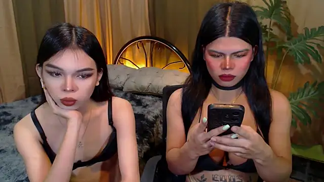 TWINKTRANSSHANEL online show from October 18, 10:16 am