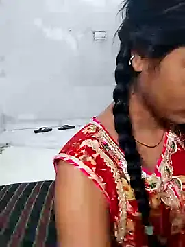 Saniya Doll online show from November 4, 2:05 pm