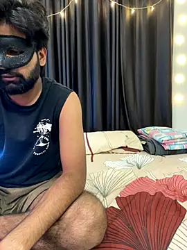 vickyandtania online show from November 22, 3:33 pm