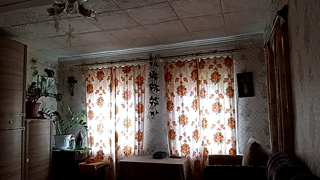  SwimmyGrl  online show from October 27, 9:13 am