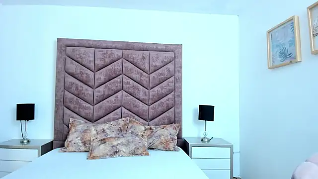 Alanha   online show from November 29, 11:19 pm