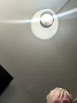 Snapshot of Playful_MILF_Demi chatting on October 16, 11:33 am Playful MILF Demi online show from October 16, 11:33 am