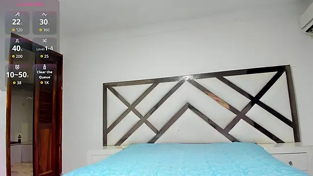 Snapshot of daenerysxxx chatting on October 24, 9:55 pm daenerysxxx online show from October 24, 9:55 pm