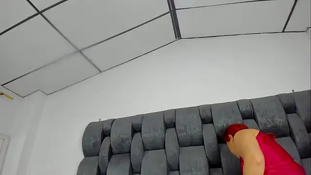 vauroraper online show from October 15, 1:17 am