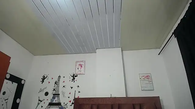 vauroraper online show from October 28, 12:36 am