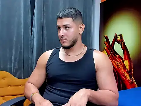 Snapshot of jasonshaw25 chatting on November 10, 5:23 pm jasonshaw25 online show from November 10, 5:23 pm