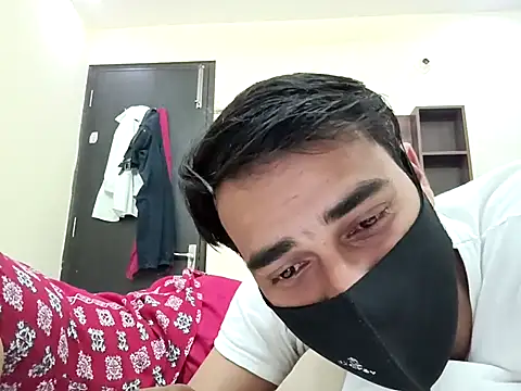 horny milf couple online show from October 22, 6:07 pm