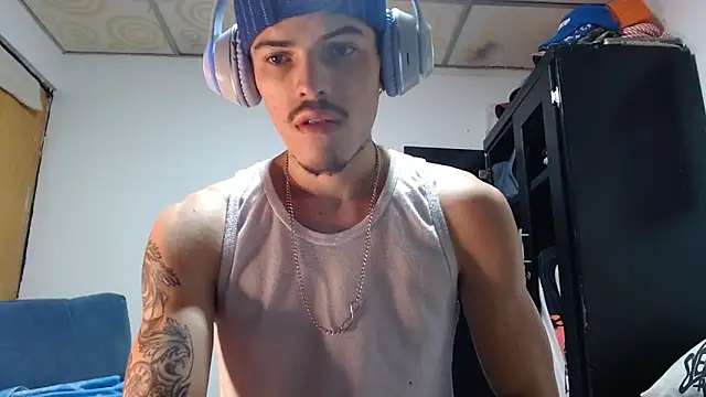 Snapshot of imsammytop chatting on November 22, 10:25 am imsammytop online show from November 22, 10:25 am