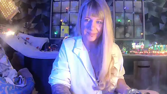 Delichieuse5 online show from December 20, 8:55 pm