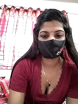 Snapshot of Queen-Any chatting on October 10, 2:32 am Queen-Any online show from October 10, 2:32 am