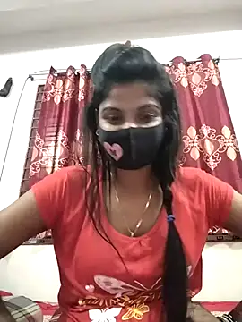 Snapshot of Queen-Any chatting on November 10, 6:18 pm Queen-Any online show from November 10, 6:18 pm