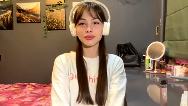 MysticAlisa online show from October 9, 12:25 pm