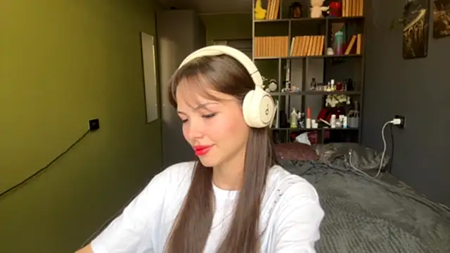 MysticAlisa online show from October 15, 7:19 am