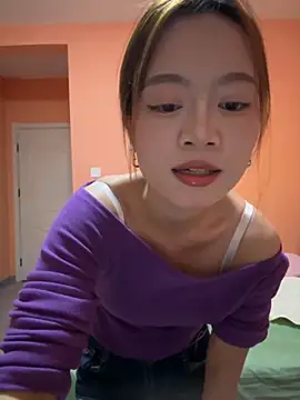 qingzi1218 online show from October 18, 11:00 am