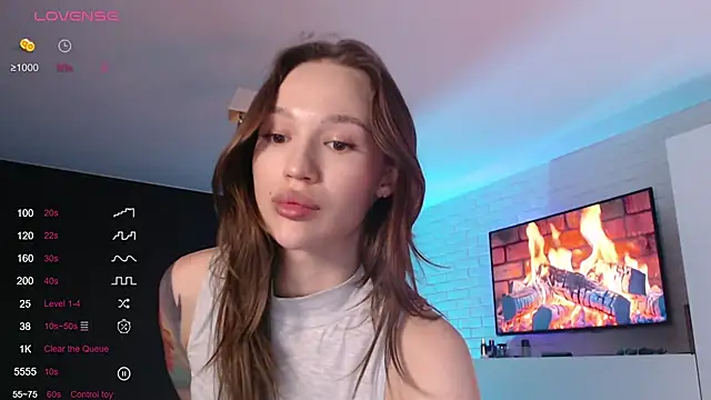 Jade Lumin online show from October 9, 12:25 pm