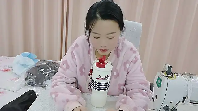 Snapshot of CCOO520 chatting on October 28, 2:09 pm CCOO520 online show from October 28, 2:09 pm