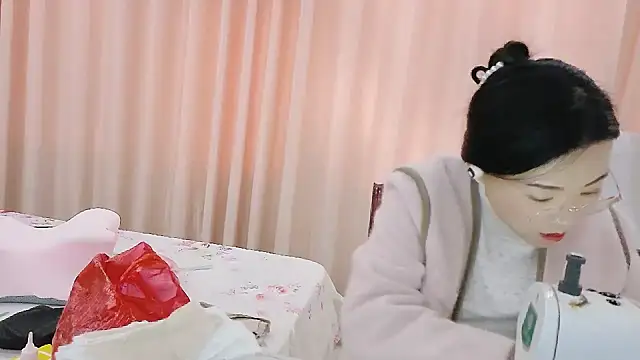 Snapshot of CCOO520 chatting on November 7, 6:02 am CCOO520 online show from November 7, 6:02 am