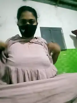 Snapshot of lasyalovely123456 chatting on November 1, 12:01 am lasyalovely123456 online show from November 1, 12:01 am