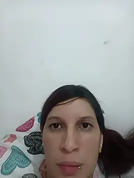 Snapshot of Mariana08andDiego chatting on November 26, 2:12 am Mariana08andDiego online show from November 26, 2:12 am