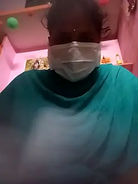 Snapshot of Eswar77 chatting on October 19, 6:58 am Eswar77 online show from October 19, 6:58 am