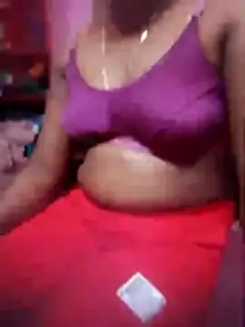 Snapshot of Eswar77 chatting on October 26, 7:25 am Eswar77 online show from October 26, 7:25 am