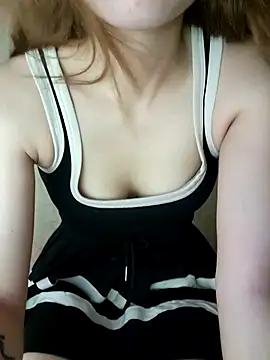 LylyCii6969 online show from October 12, 4:00 am