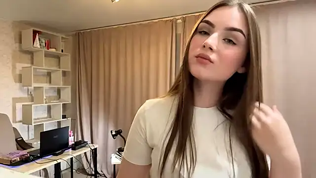 RinaModel online show from October 6, 6:05 pm