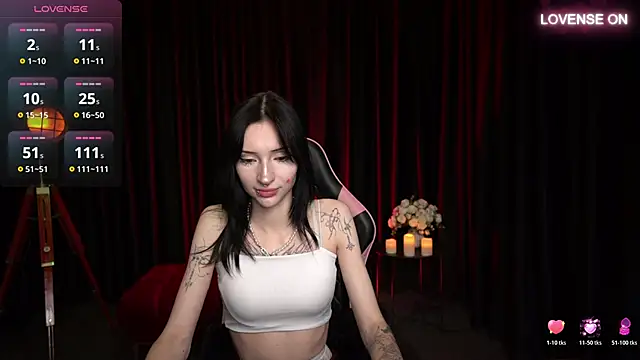 Snapshot of Trix_Void chatting on October 17, 9:01 am Trix Void online show from October 17, 9:01 am