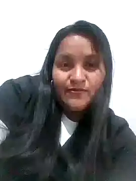 Snapshot of lucia00xx chatting on October 21, 11:49 pm lucia00xx online show from October 21, 11:49 pm