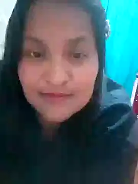 Snapshot of lucia00xx chatting on November 2, 12:46 am lucia00xx online show from November 2, 12:46 am